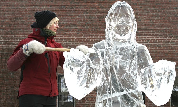 #5 Ice Sculpting