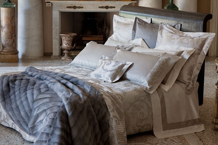 Bring In Luxurious Bedding
